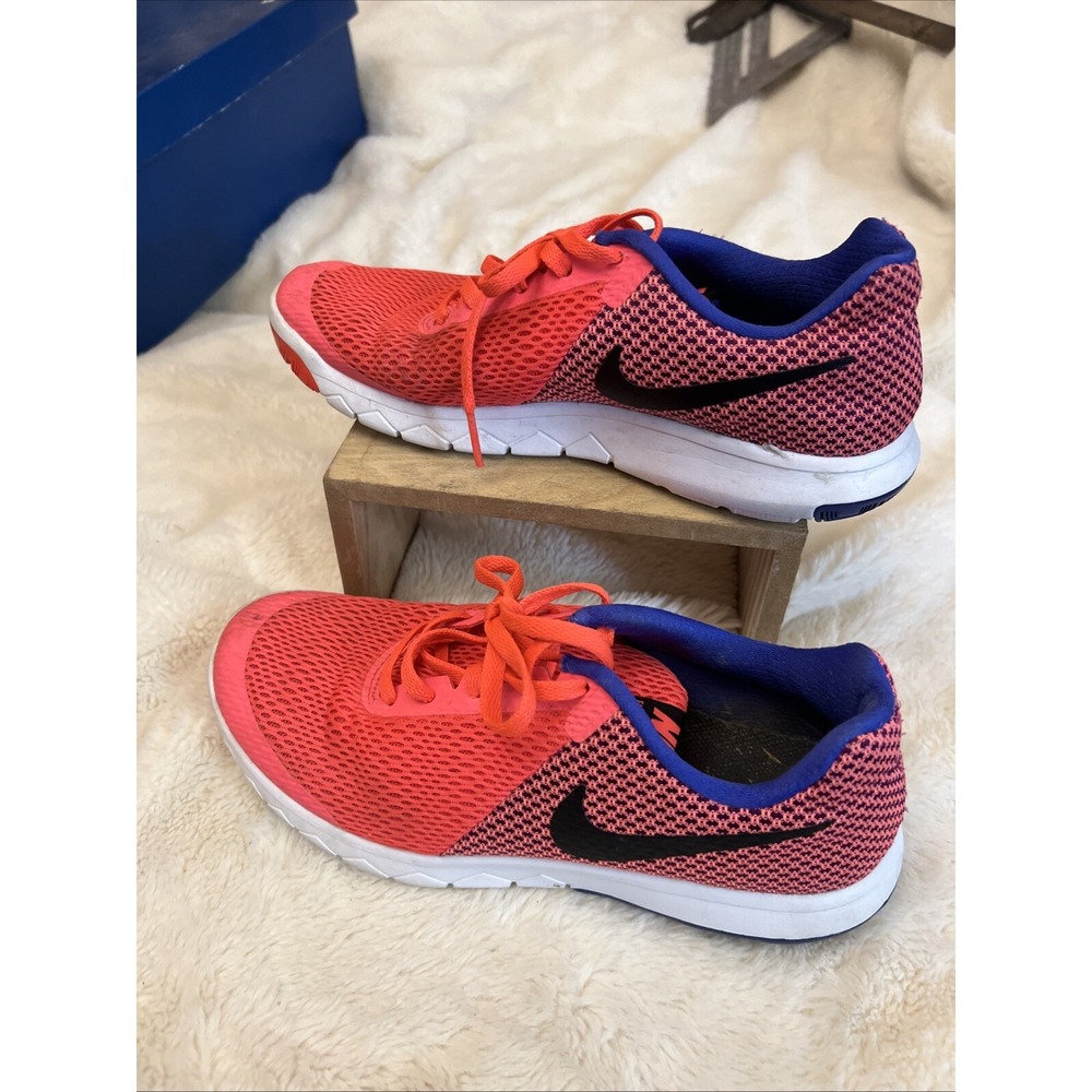 Nike FLEX Experience RN Running Shoes Neon Pink‎ US 6.5  to be seen
